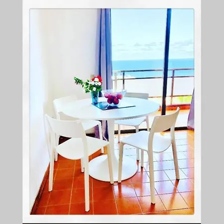 Bajamar Beach, Surf & Wifi Apartment *